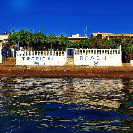 Apartment Tropical 